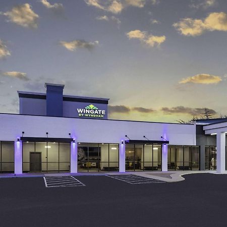 Wingate By Wyndham Wichita Airport Hotell Exteriör bild